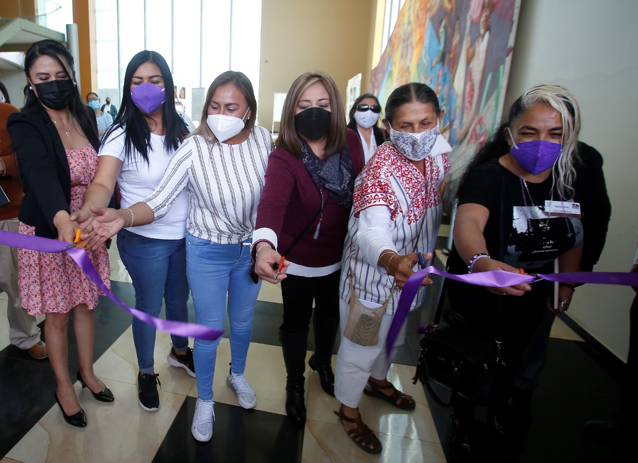 Artistas y Activistas en Chimalhuacan, se Pronuncian en Contra de la Violencia de Género