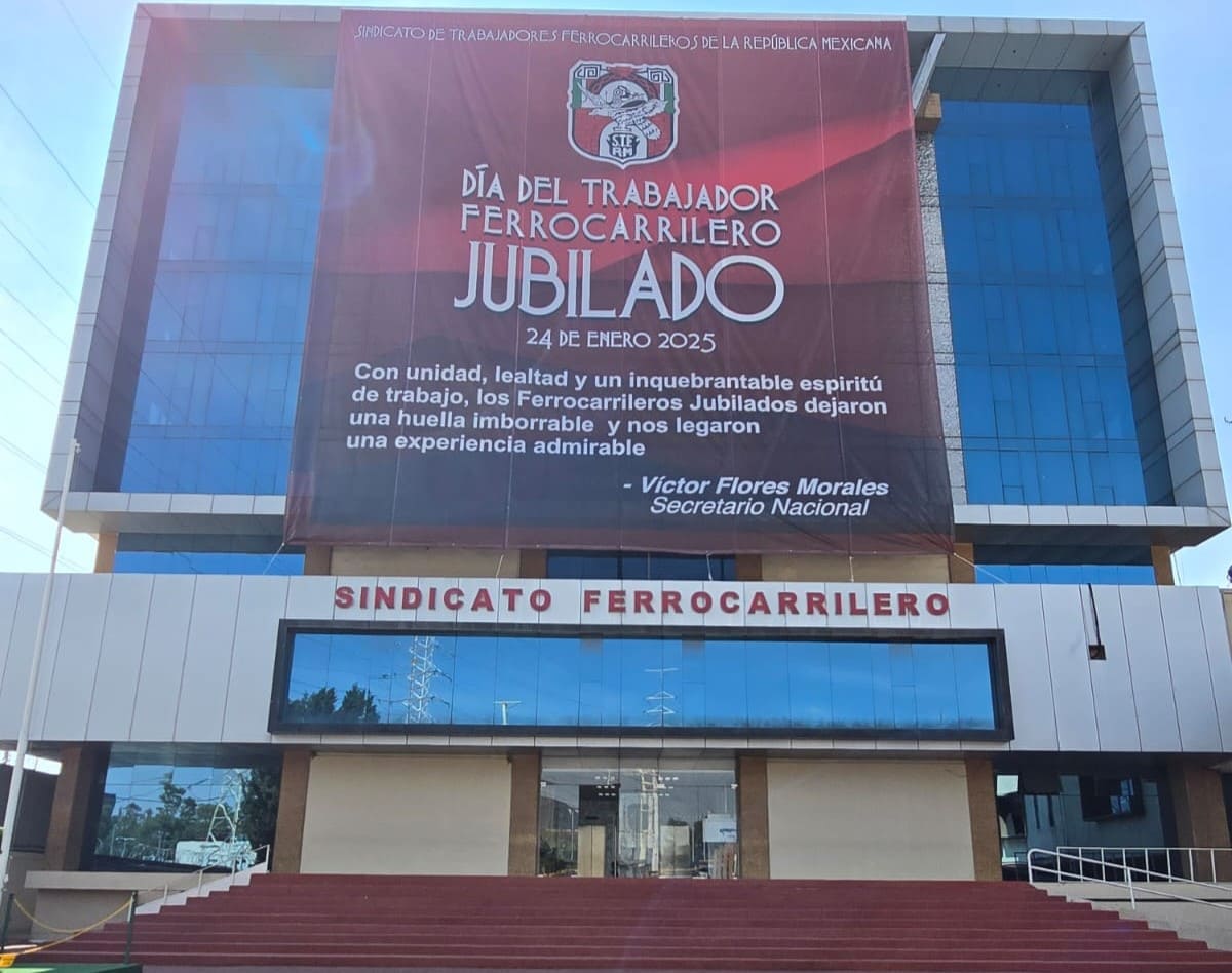 Unido y Fortalecido Llega el Gremio Ferrocarrilero, al 93 Aniversario del STFRM