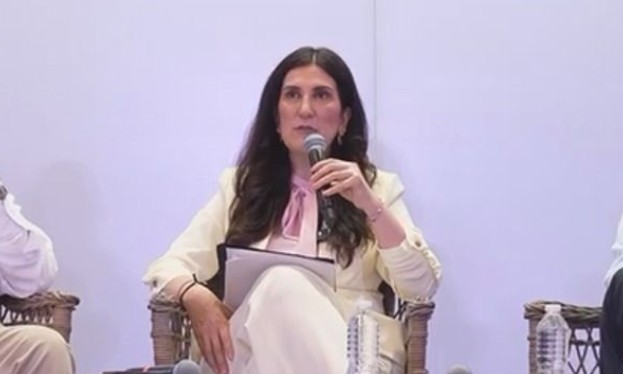 Advertencia de Trump Obliga a Luchar Contra el Narco en México: Kenia López