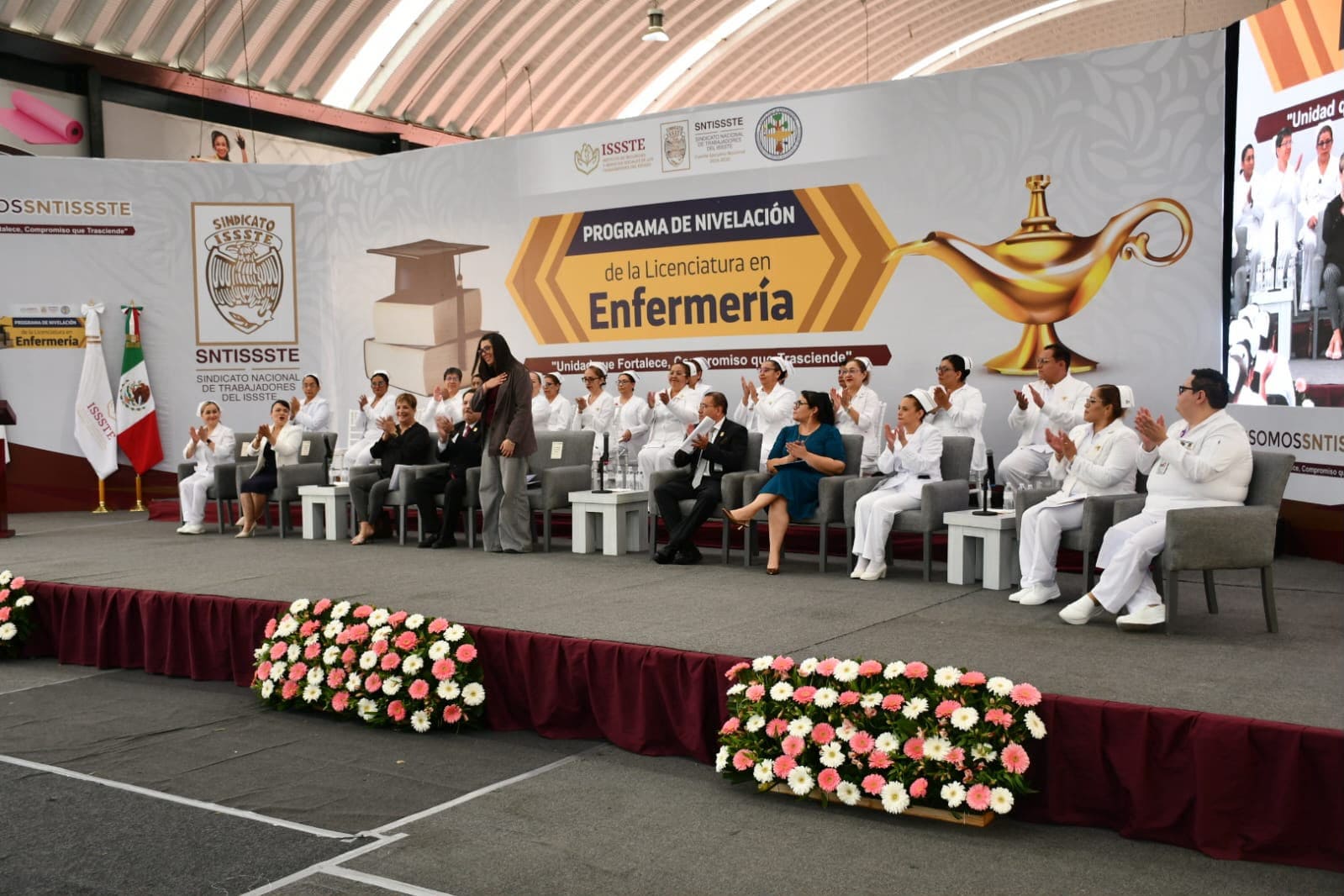 Se Profesionaliza el Personal de Enfermería del ISSSTE; Concluyen Programa de Nivelación de Licenciatura