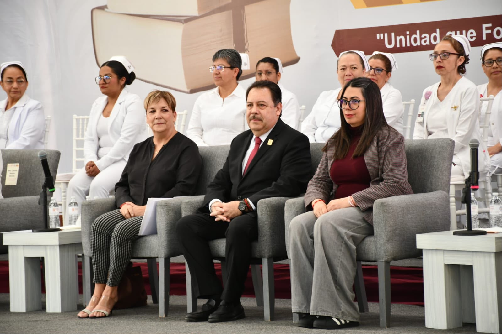 Las autoridades del ISSSTE y del SNTISSSTE, presidieron el importante acto.