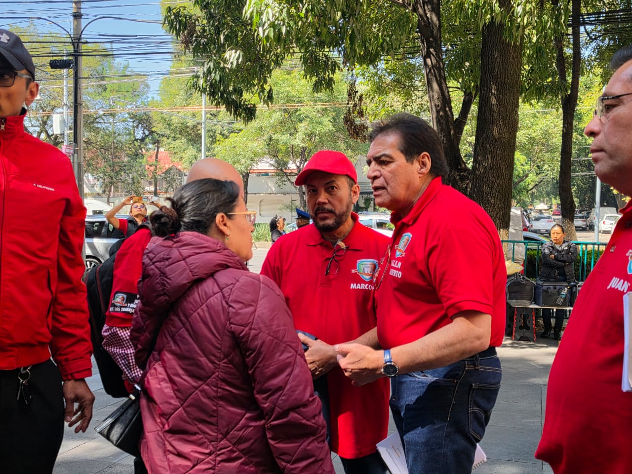 El secretario general del STPJF, Jesús Gilberto González Pimentel, encabezó el contingente.